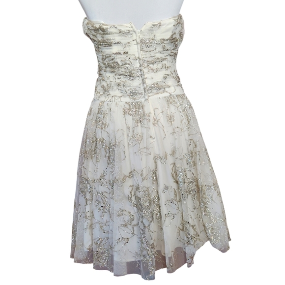 Hailey For Adrianna Papell Cream and Gold Strapless Formal Dress Size 4 - Picture 3 of 7